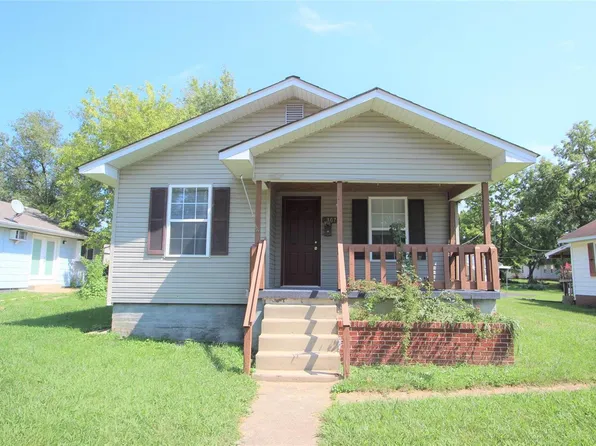 307 7th St, Park Hills, MO 63601