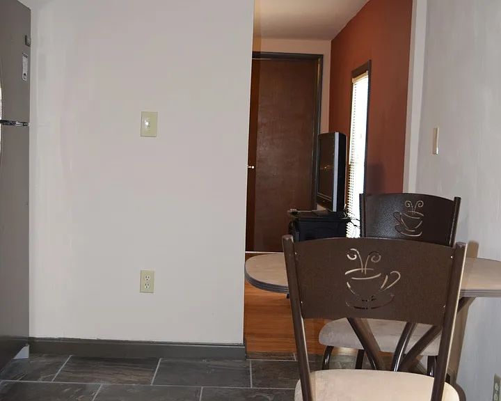 100 Walnut St — Photo 14