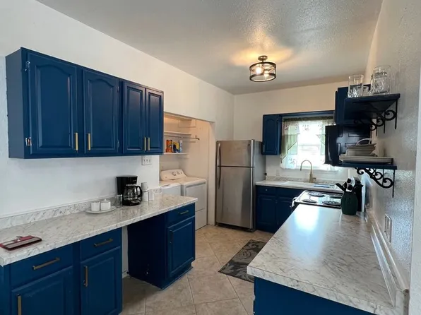 1221 Delaware St, San Antonio, TX