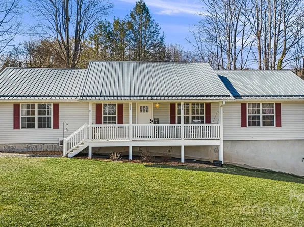 57 Sweet Summer Ln, Brevard, NC 28712