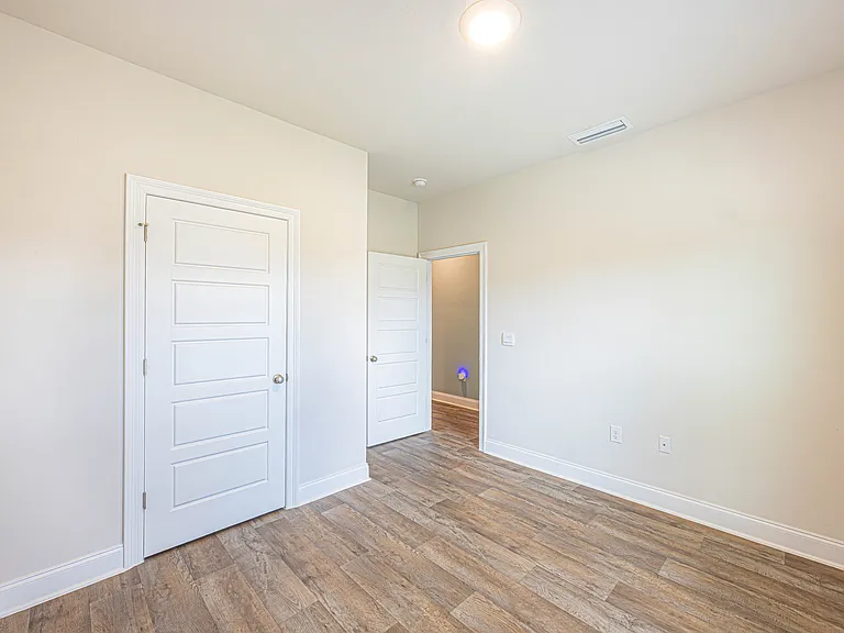 32667 Revere Dr — Photo 28