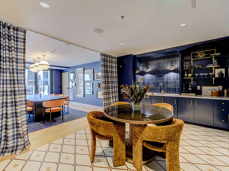 The James — Photo 11