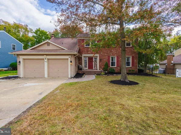 140 Shire Dr, Sewell, NJ 08080