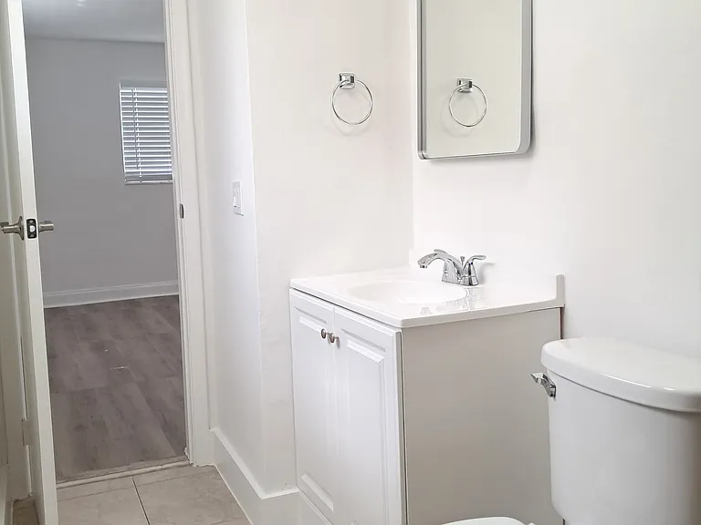 8361 NW 28th Pl — Photo 13