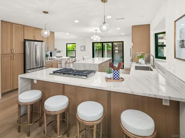 6622 Carthage St, San Diego, CA 92120
