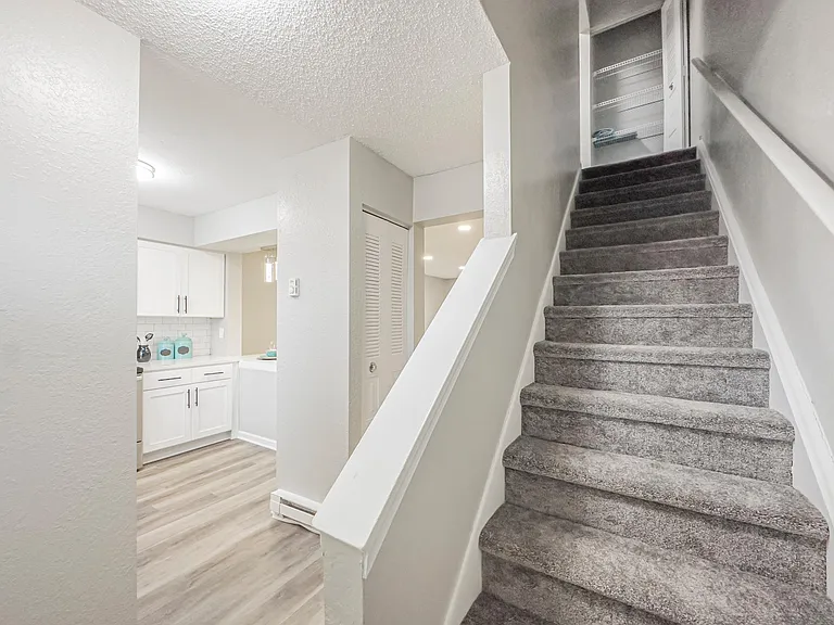 Yorktowne Pointe — Photo 12