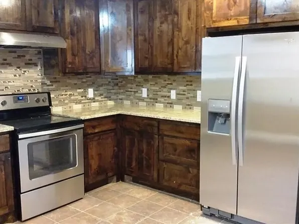 9704 Santa Monica Dr, Fort Worth, TX 76116