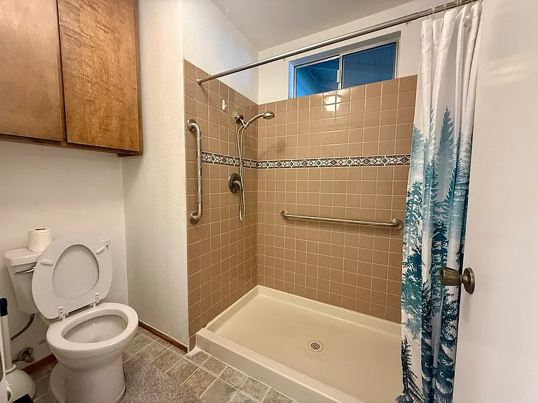2810 Miller Ct — Photo 26