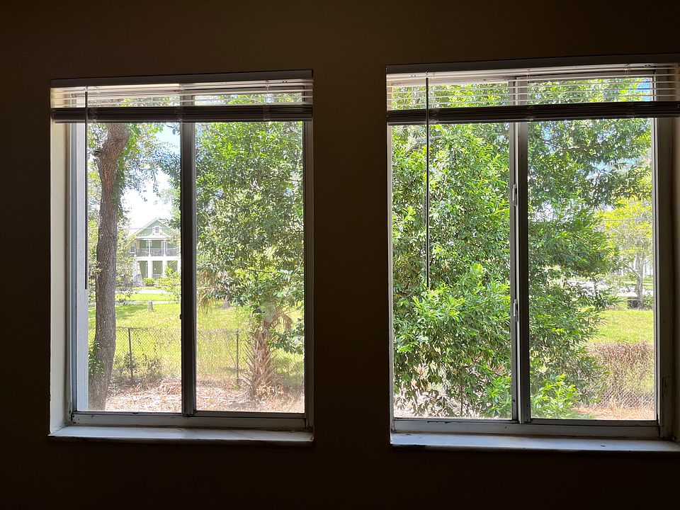 1st image of 827 Lowell Blvd #25