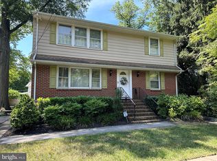 16 Myrtle Ave, Merchantville, NJ 08109