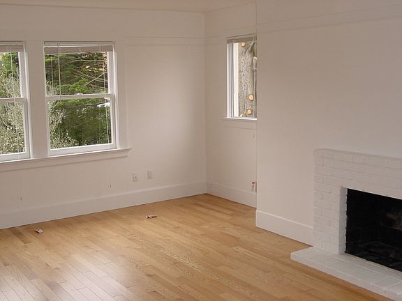 5th image of 964 Ashbury St
