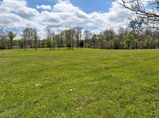1 State Route 18 Rd, Wellington, OH 44090