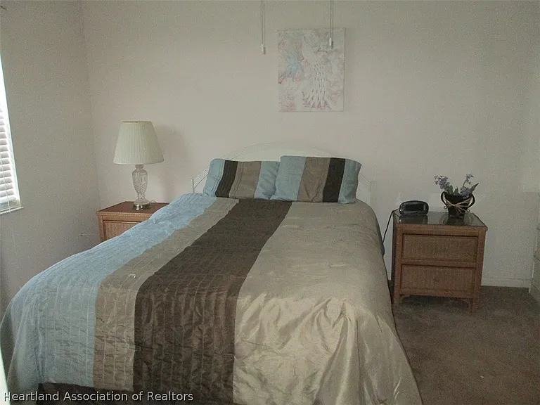 201 Stephen Dr — Photo 6
