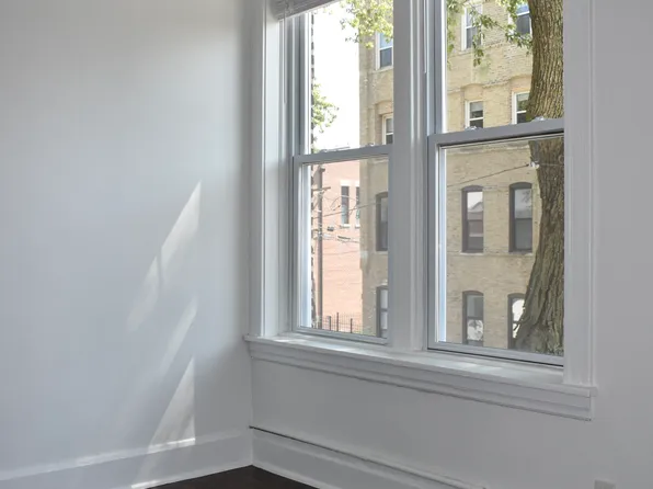 2057 N Hoyne Ave #2, Chicago, IL 60647