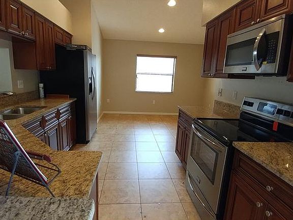 4th image of 13451 Pimberton Dr