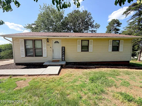 922 Pine St, Seymour, TN 37865