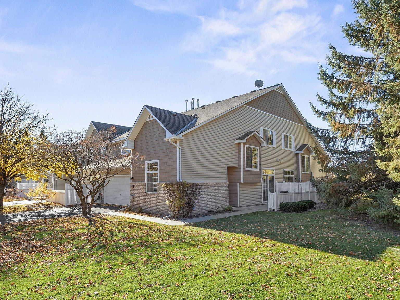 17914 Cobblestone Way, Eden Prairie, MN 55347 | Zillow