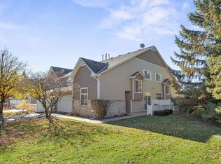 17914 Cobblestone Way, Eden Prairie, MN 55347
