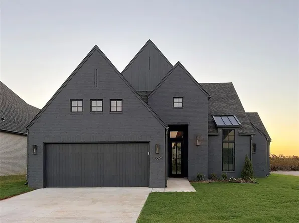 15624 Flora Ave, Edmond, OK 73013