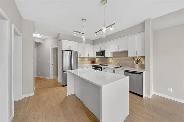 20211 66th Ave #D202 — Photo 15