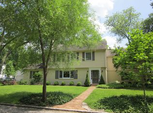 3807 Miami Rd, Cincinnati, OH 45227