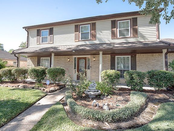 5th image of 15318 Baybrook Dr