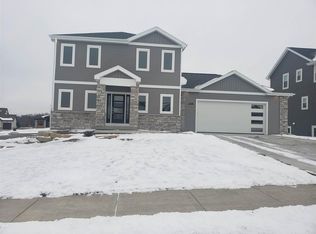 2618 Holstein Ln, Fitchburg, WI 53711