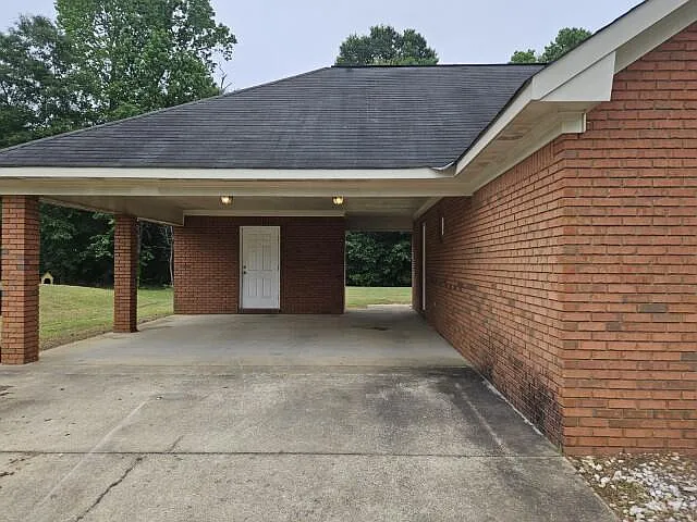 3 bed, 1552 sqft, $1,395 — Photo 3