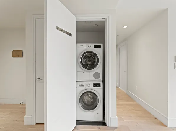 15 East 19th Street image 9 of 11