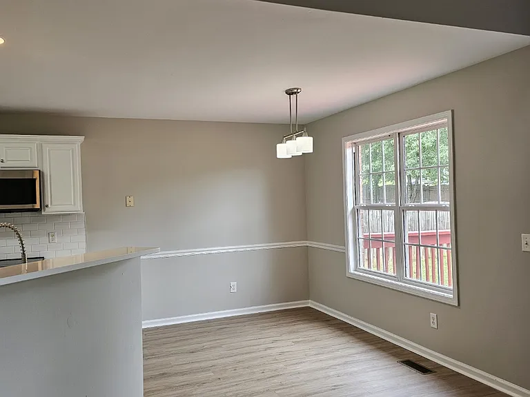 1032 Oakhall Dr — Photo 13