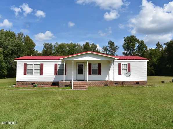 6093 Sweetmore Drive, Ayden, NC 28513