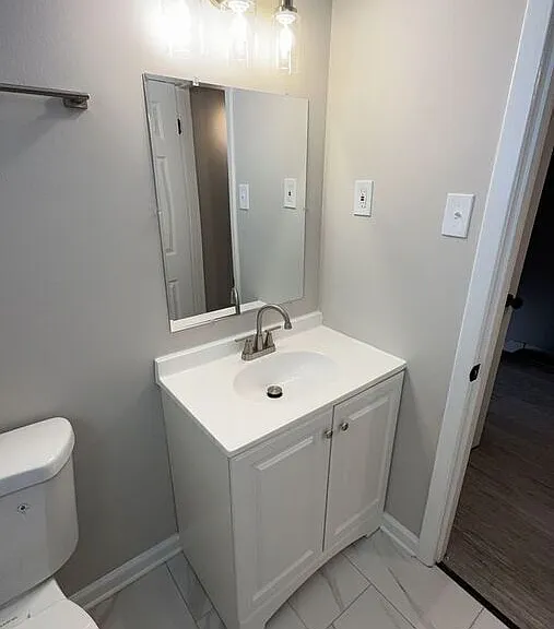 3136 Monterrey Sq — Photo 34