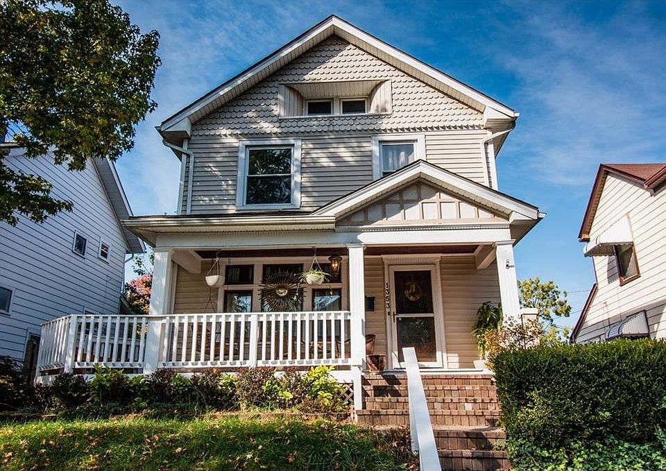 1st image of 1353 Holly Ave