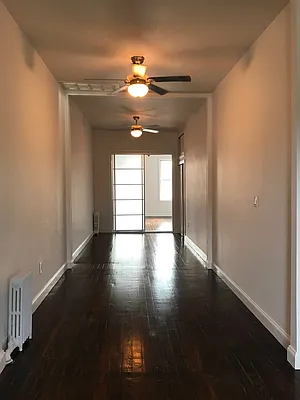 Rented by Capri Jet Realty Corp | media 10