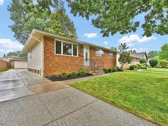 2nd image of 7329 Craigmere Dr