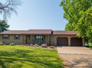 2728 Garwin Rd, Marshalltown, IA 50158