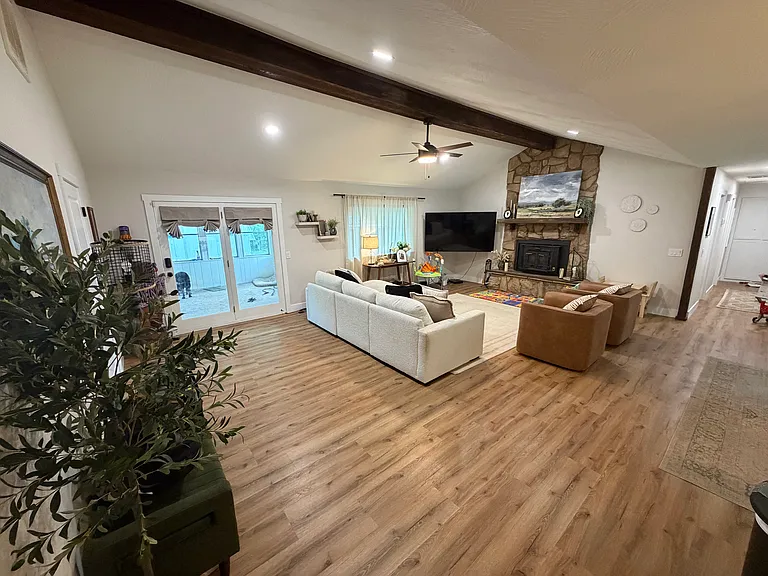 2558 W Village Ln — Photo 21