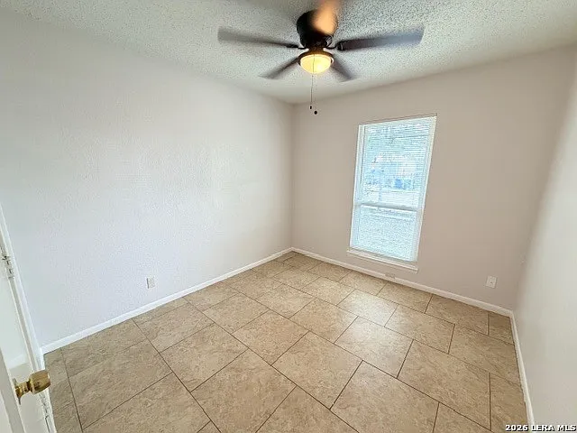 5523 Indian Desert St — Photo 8