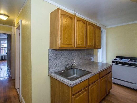 5th image of 30-37 49th St APT 3N