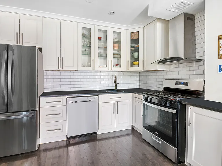 1240 Bedford Ave #3A — Photo 3