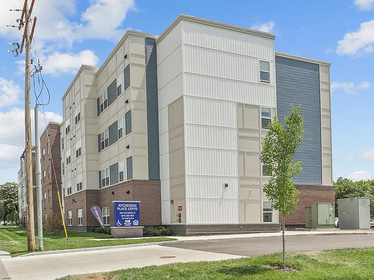 Atcheson Place Lofts — Photo 26