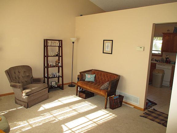 3rd image of 5432 NW 92nd St