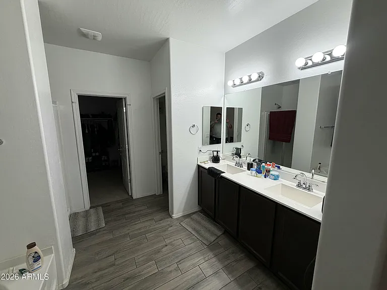 24740 W Jessica Ln — Photo 15