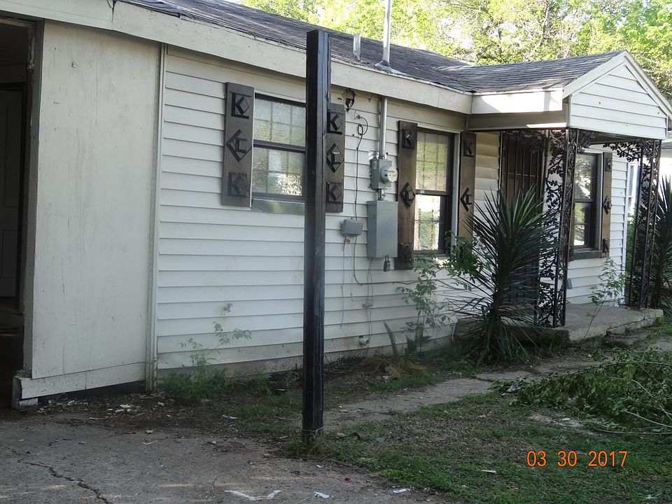 1st image of 3328 Beauchamp Ave