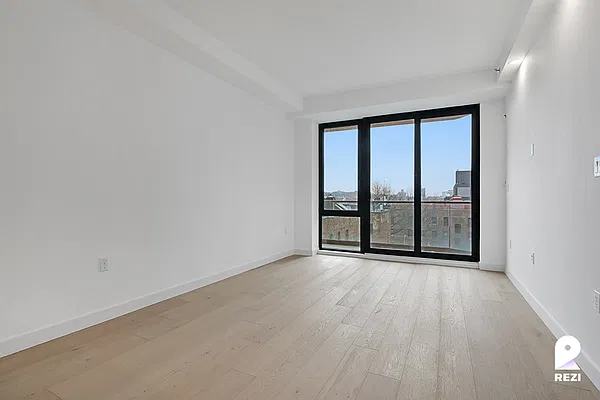Rented by REZI | media 5