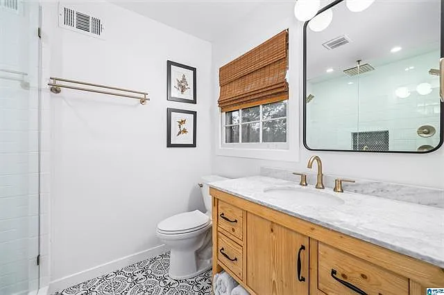 1816 Charlotte Dr — Photo 9
