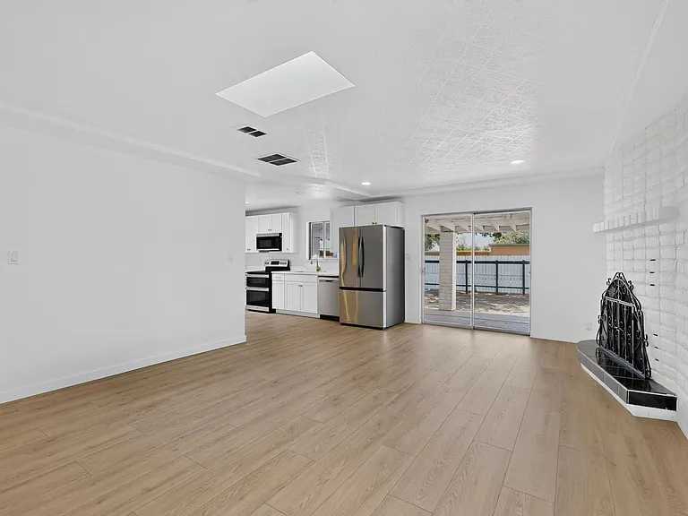 824 Ortega Rd NW — Photo 12