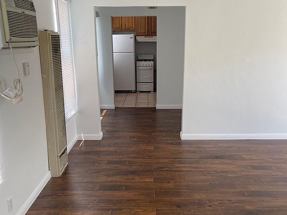 3rd image of 8018 Norton Ave #1/4