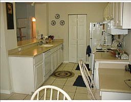 3rd image of 5018 Sunridge Palms Dr