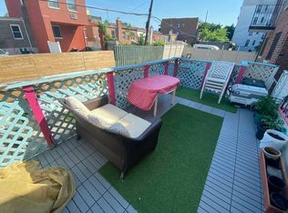 25-17 44th St #1B, Astoria, NY 11103